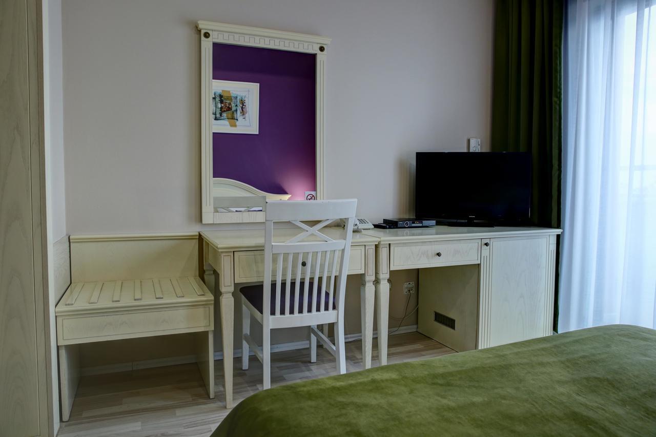 Hotel Gorenje Cagllavice Kültér fotó