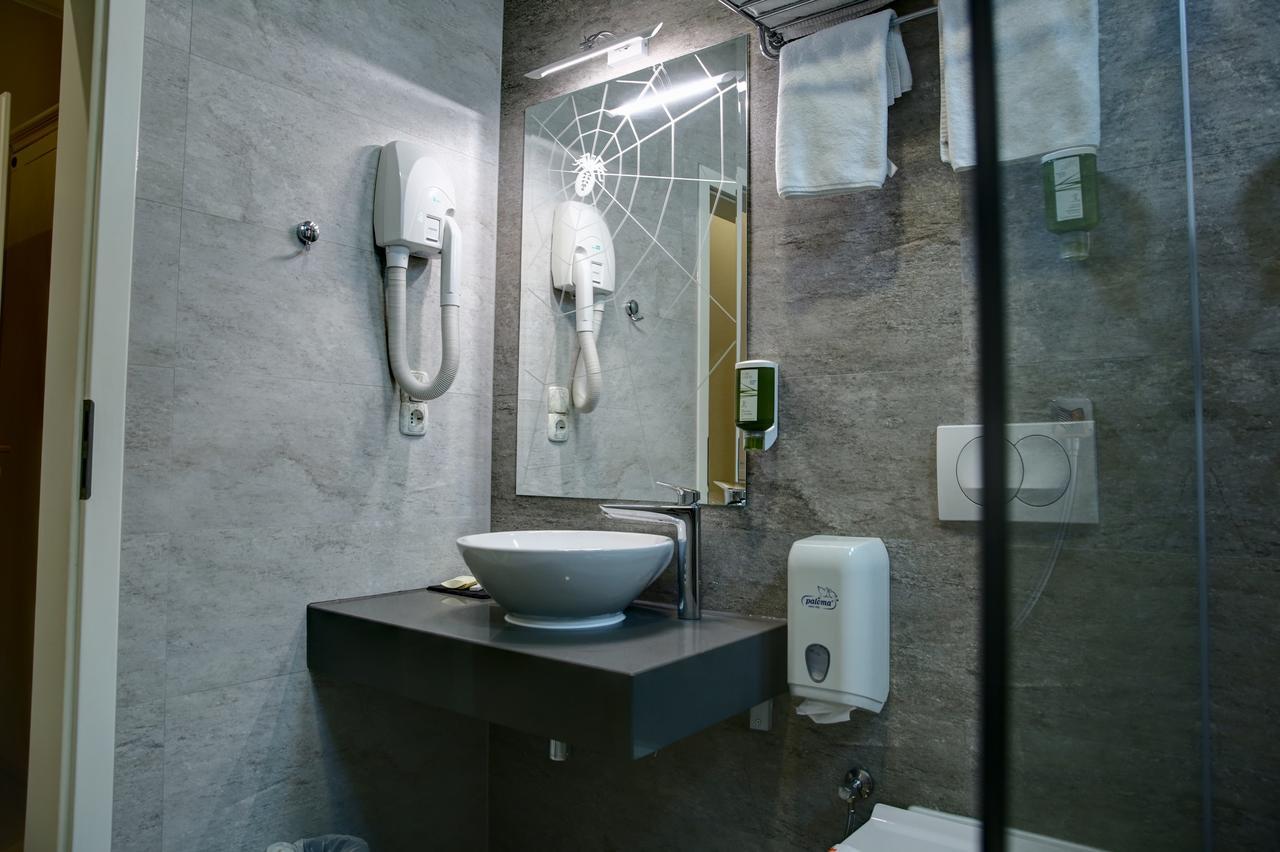 Hotel Gorenje Cagllavice Kültér fotó